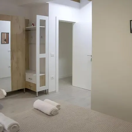 Lägenhet Old Olive Tirana